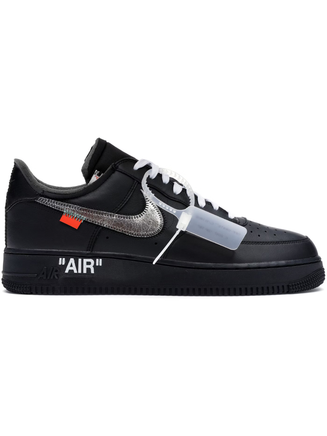 Nike Air Force 1 Low '07
Off-White MoMA (without Socks)